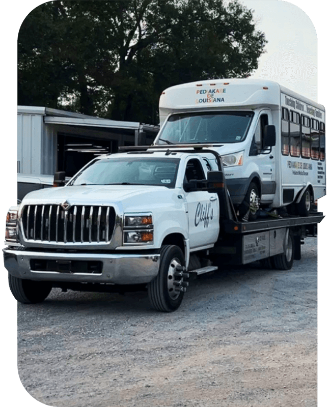 Towing In The Acadiana Area | Cliff'S Towing &Amp; Recovery